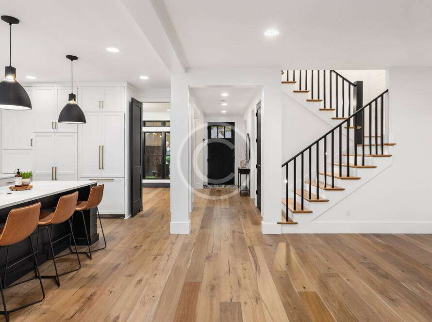 Post12 Copyright 890x664